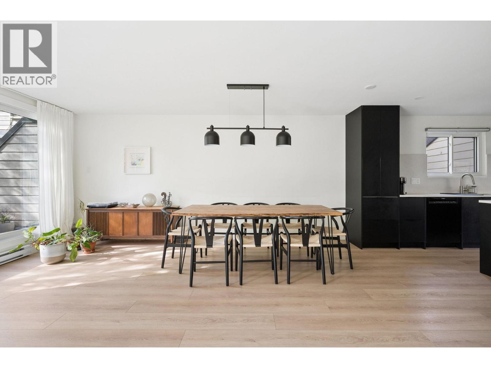 3951 Springtree Drive, Vancouver, British Columbia  V6L 3E2 - Photo 8 - R3117106