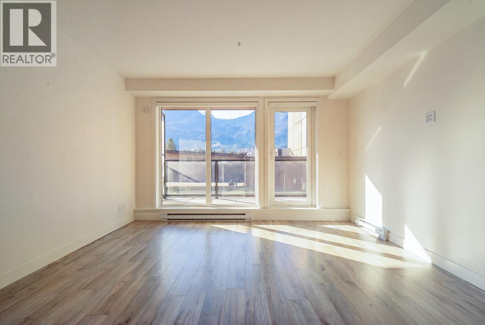 307 38013 Third Avenue, Squamish, British Columbia  V8B 0Z8 - Photo 4 - R3117107