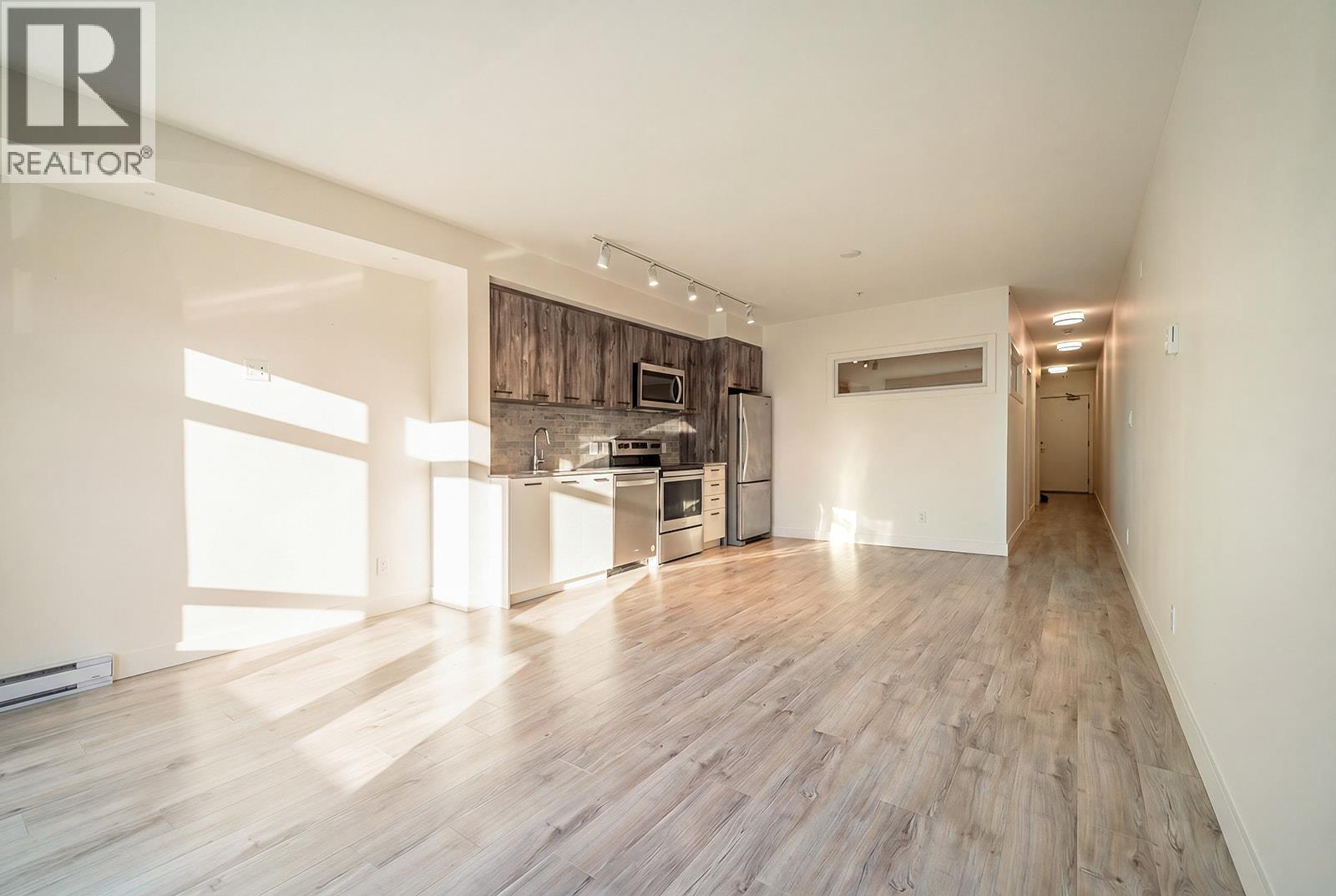 307 38013 Third Avenue, Squamish, British Columbia  V8B 0Z8 - Photo 5 - R3117107