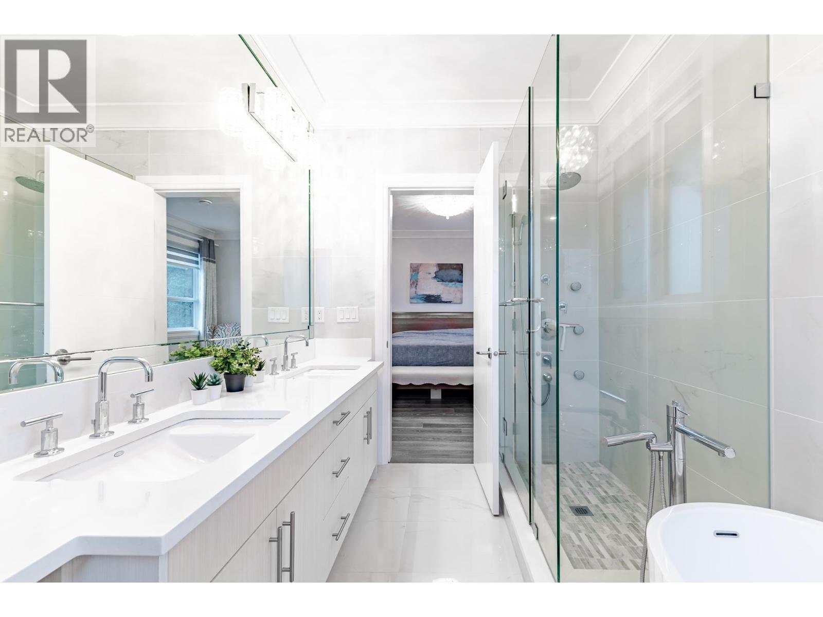 5710 Grant Street, Burnaby, British Columbia  V5B 2K4 - Photo 18 - R3117113