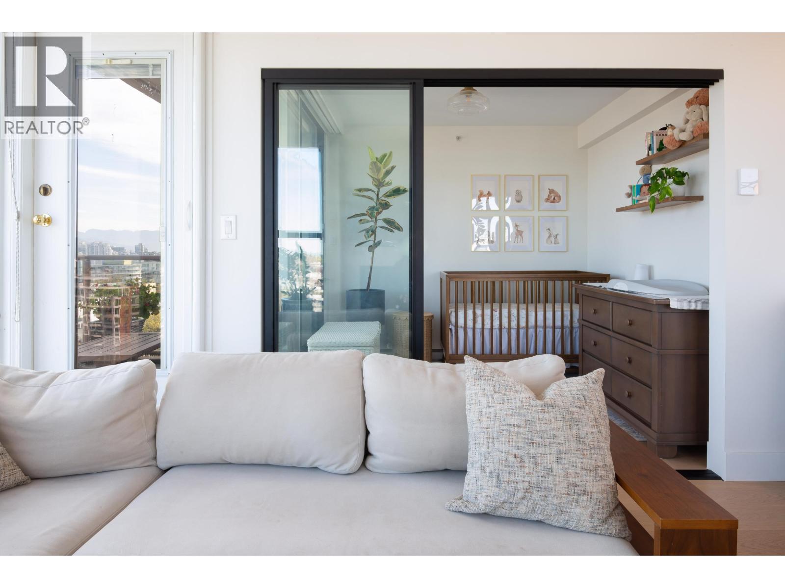 1101 1633 W 8th Avenue, Vancouver, British Columbia  V6J 5H7 - Photo 14 - R3117145