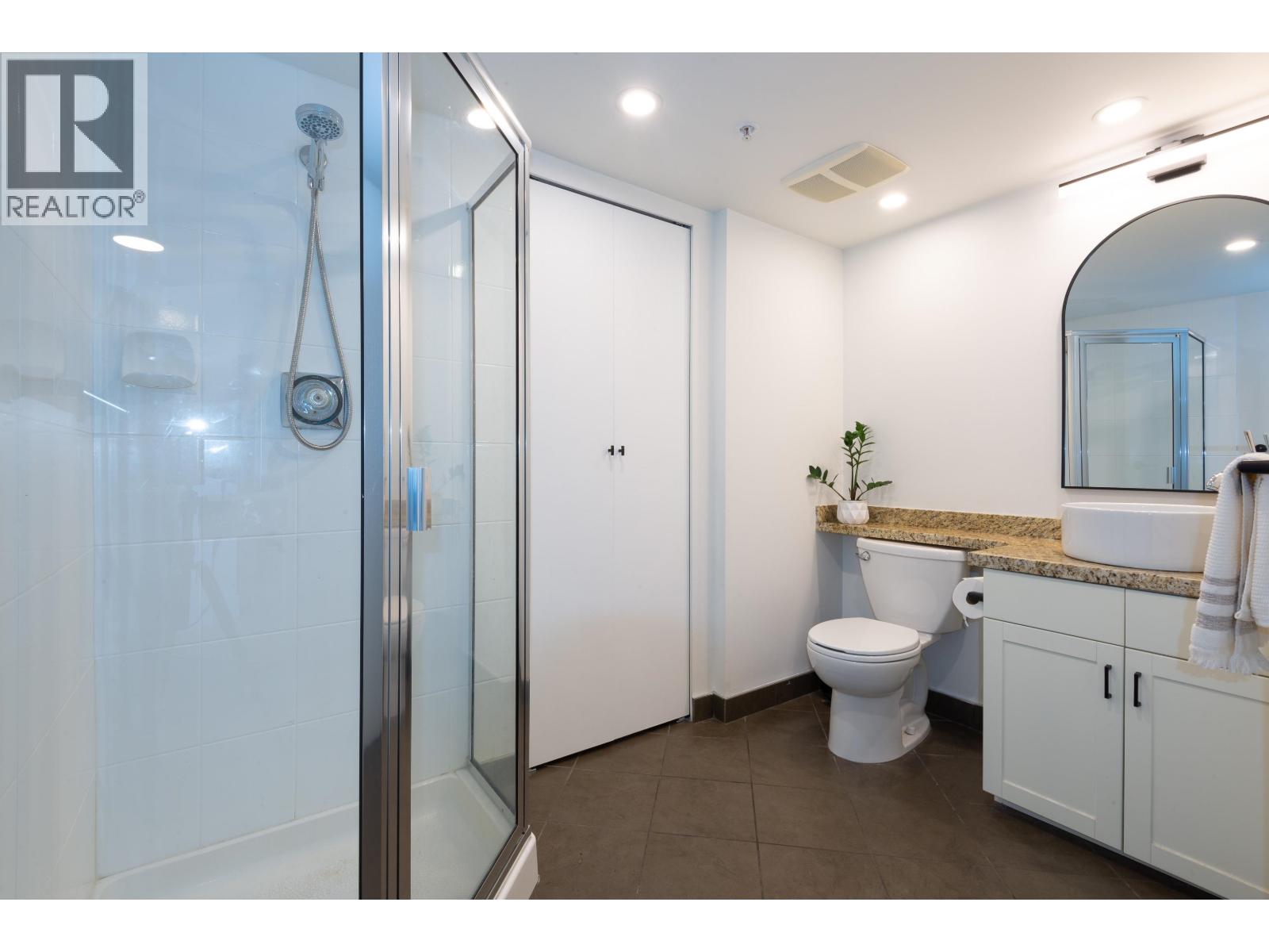 1101 1633 W 8th Avenue, Vancouver, British Columbia  V6J 5H7 - Photo 16 - R3117145