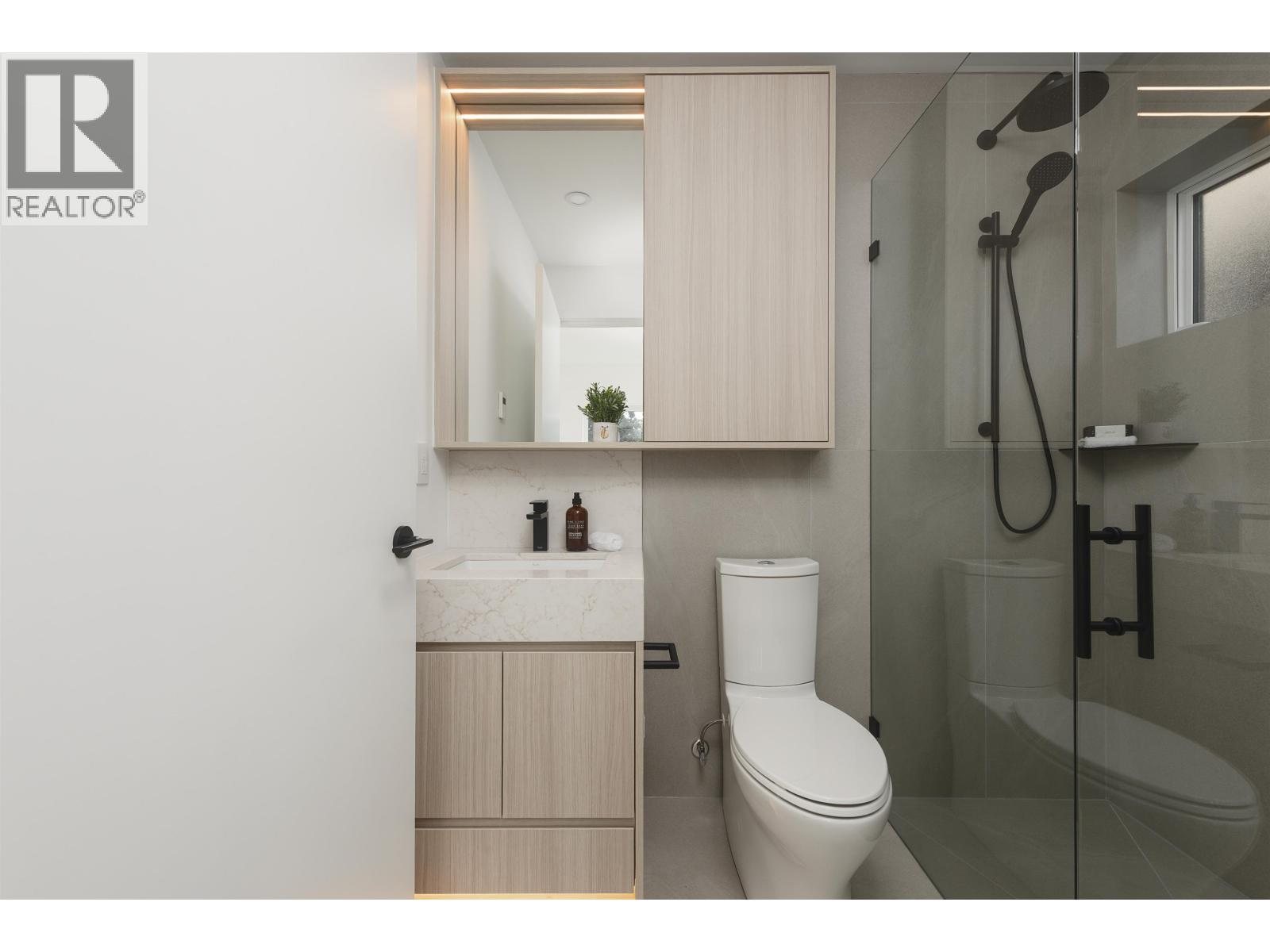 1 2755 W 11th Avenue, Vancouver, British Columbia  V6K 2L8 - Photo 19 - R3117150