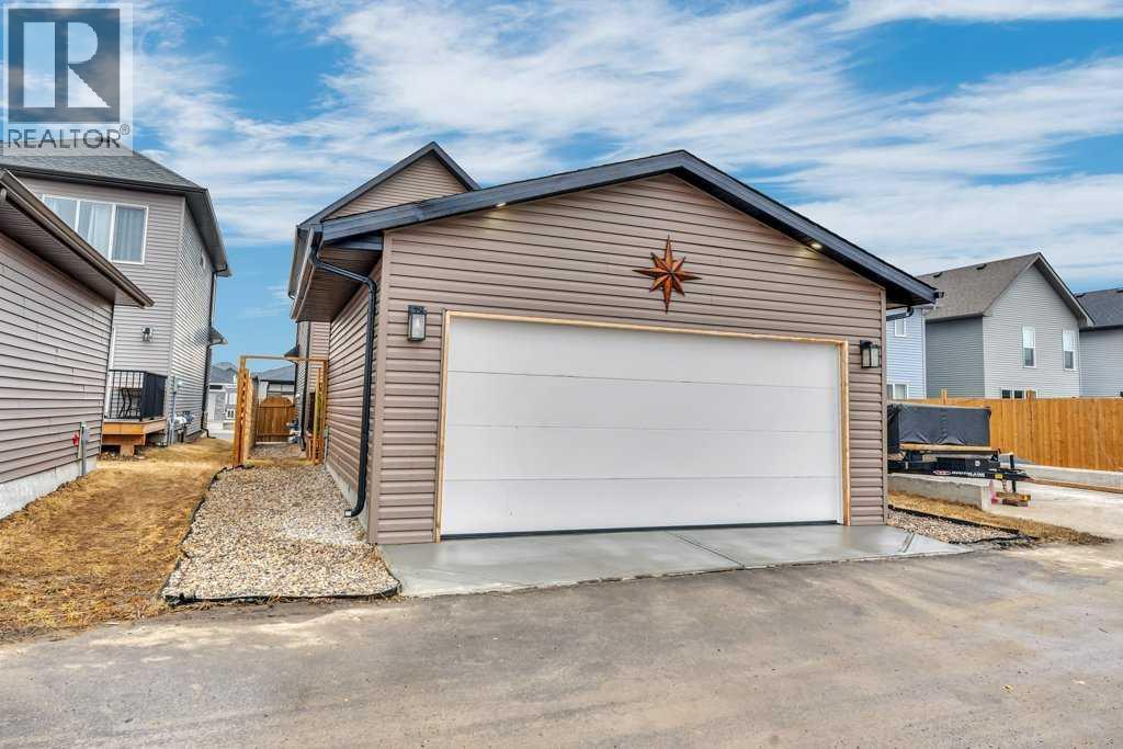 141 Knight Avenue, Crossfield, Alberta  T0M 0S0 - Photo 9 - A2302933