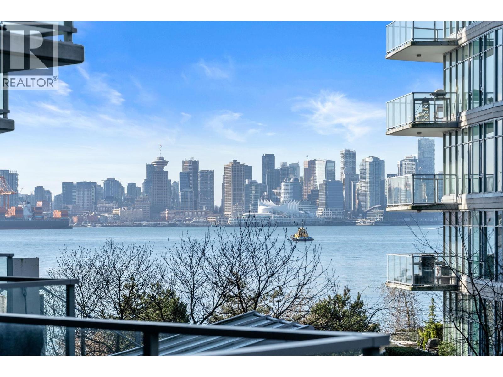 208 199 Victory Ship Way, North Vancouver, British Columbia  V9L 0E2 - Photo 4 - R3097339