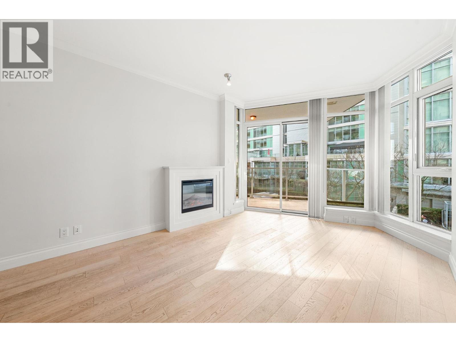 208 199 Victory Ship Way, North Vancouver, British Columbia  V9L 0E2 - Photo 21 - R3097339