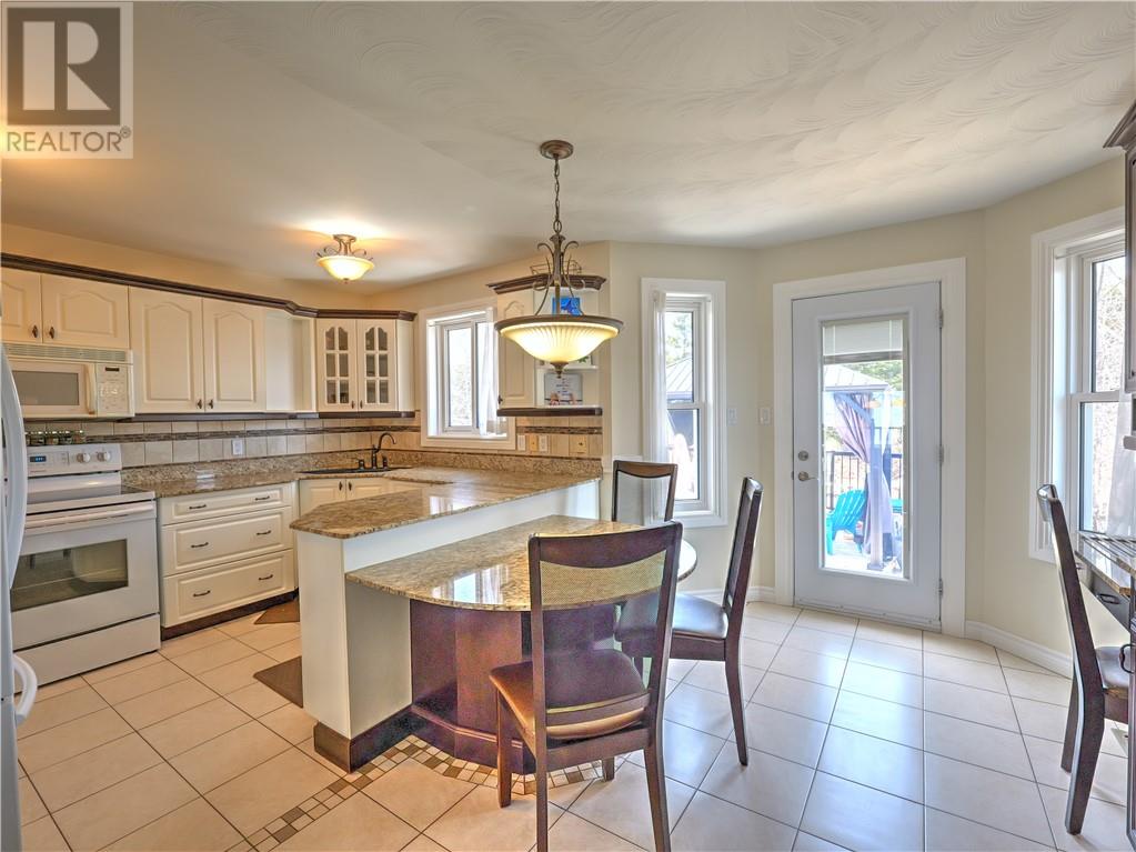 4343 Chateau Crescent, Hanmer, Ontario  P3P 1Y6 - Photo 4 - 2127357