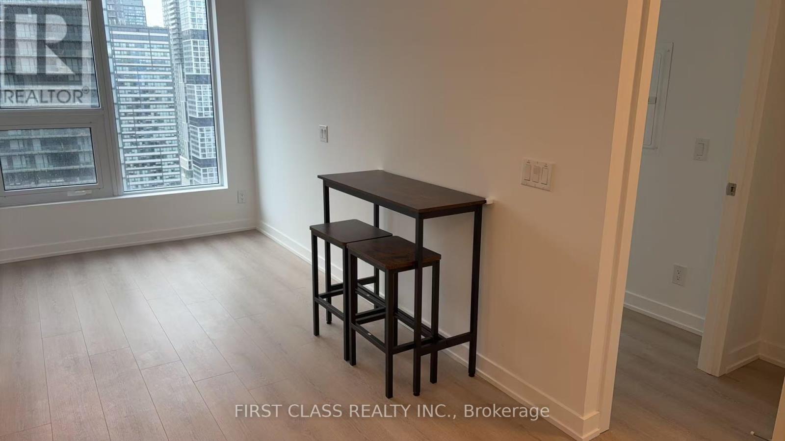 100 Queen Street, Toronto, Ontario  M5C 0B5 - Photo 7 - C13055616