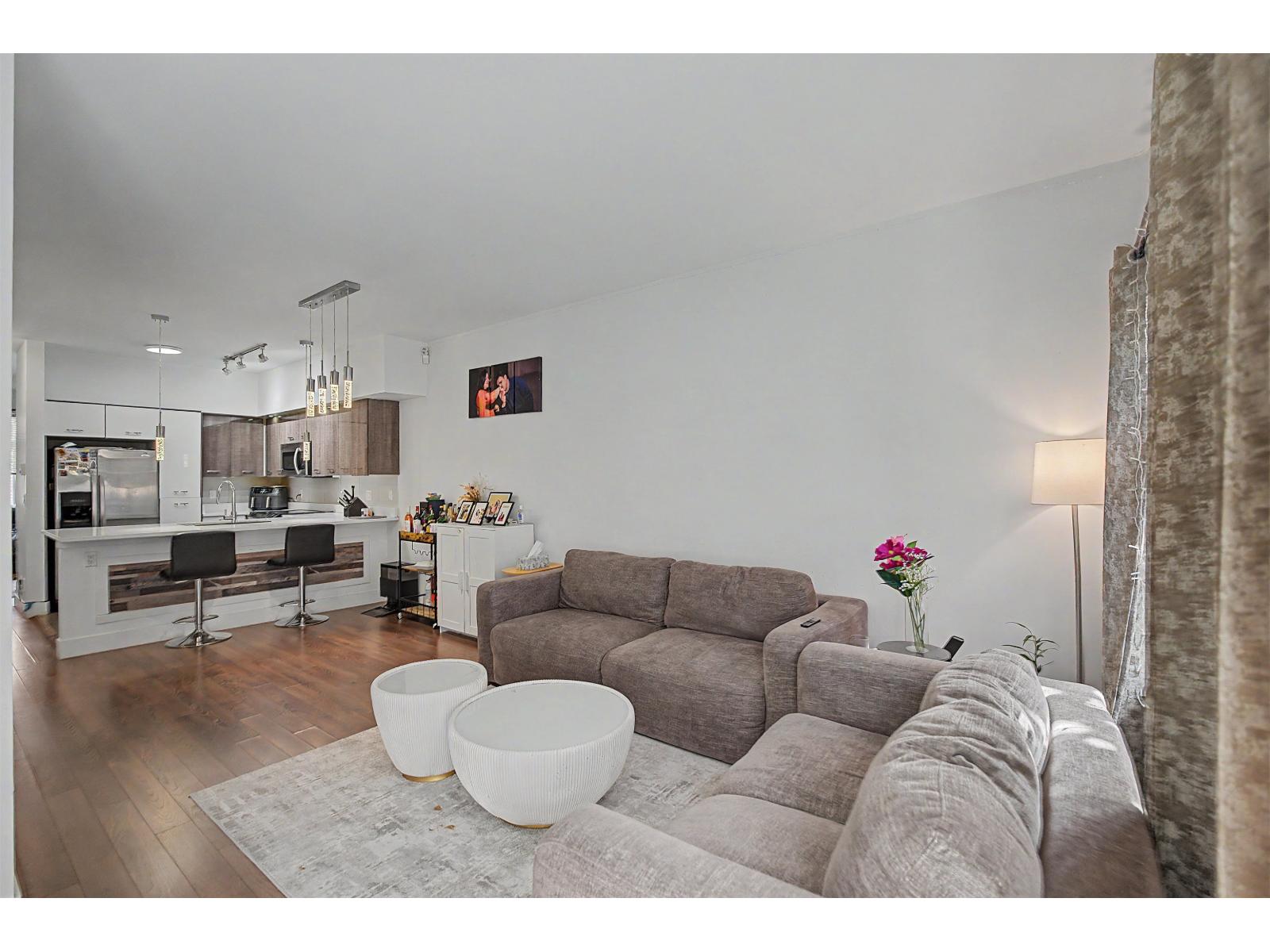 100 6299 144 Street, Surrey, British Columbia  V3X 1A2 - Photo 9 - R3090086