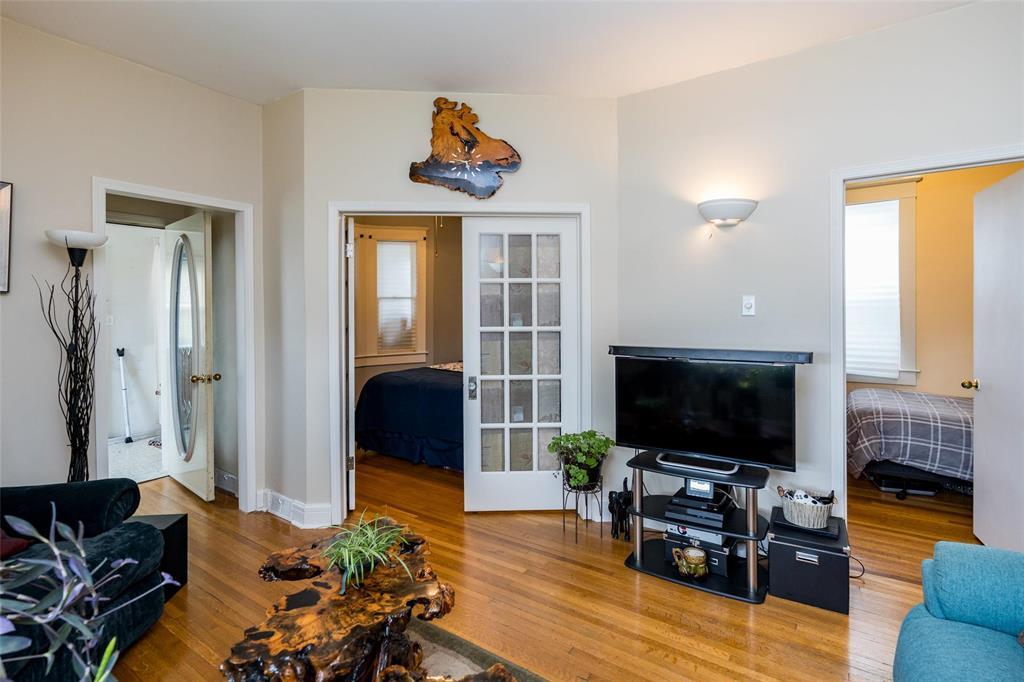 346 Harbison Avenue W, Winnipeg, Manitoba  R2L 0A7 - Photo 11 - 202608646