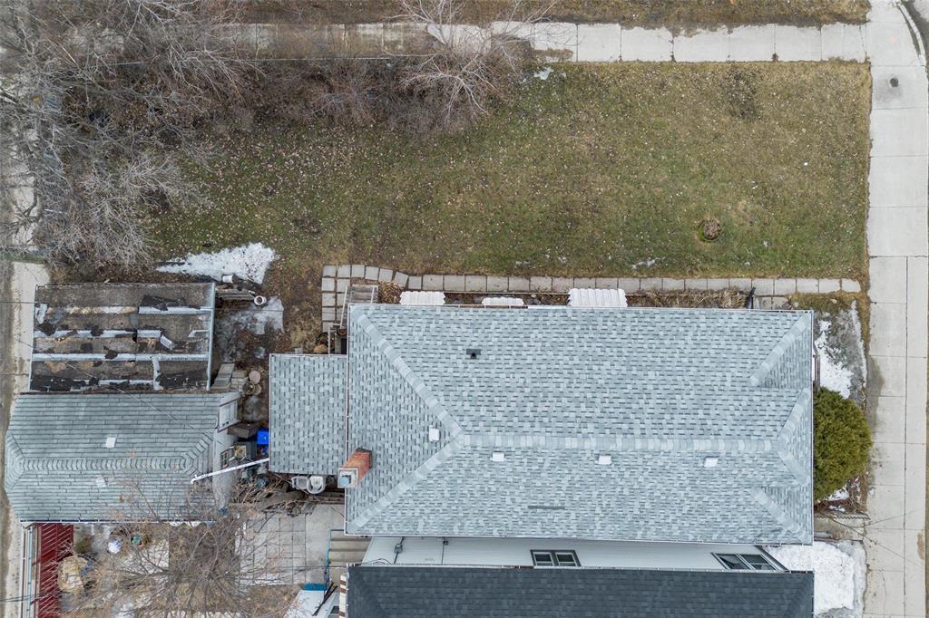346 Harbison Avenue W, Winnipeg, Manitoba  R2L 0A7 - Photo 25 - 202608646