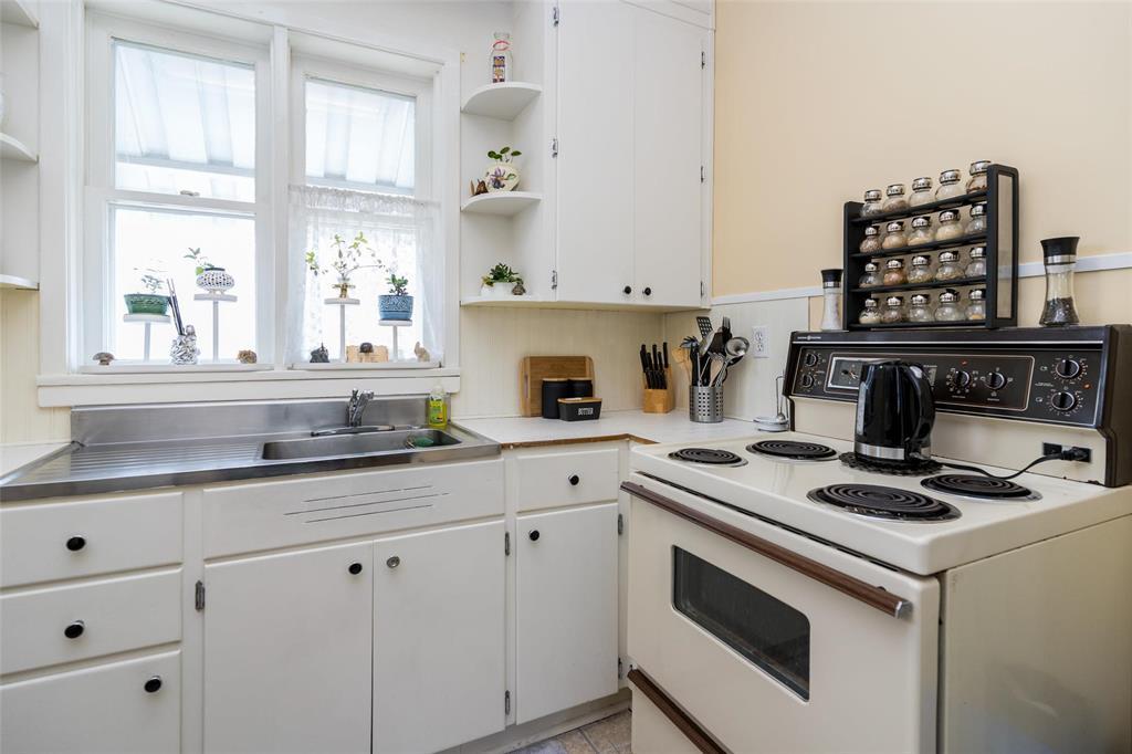 346 Harbison Avenue W, Winnipeg, Manitoba  R2L 0A7 - Photo 6 - 202608646