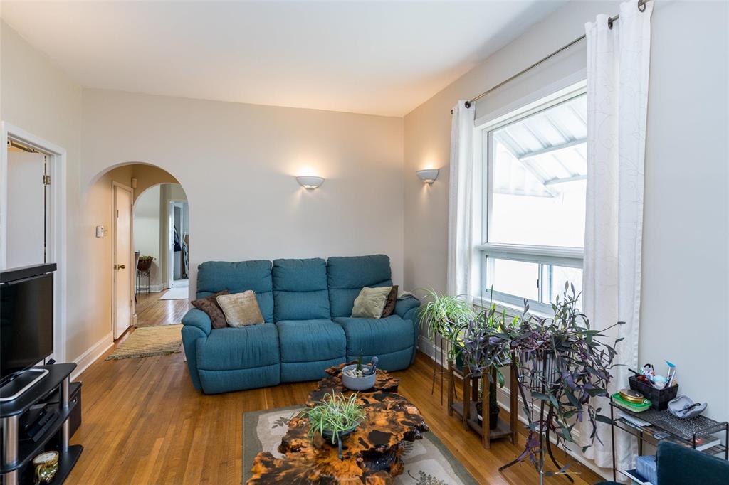 346 Harbison Avenue W, Winnipeg, Manitoba  R2L 0A7 - Photo 9 - 202608646
