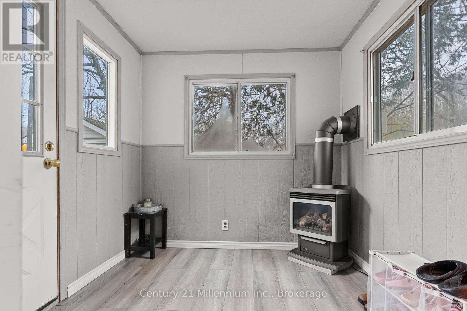 1420 7th Avenue W, Owen Sound, Ontario  N4K 5K8 - Photo 23 - X12950326