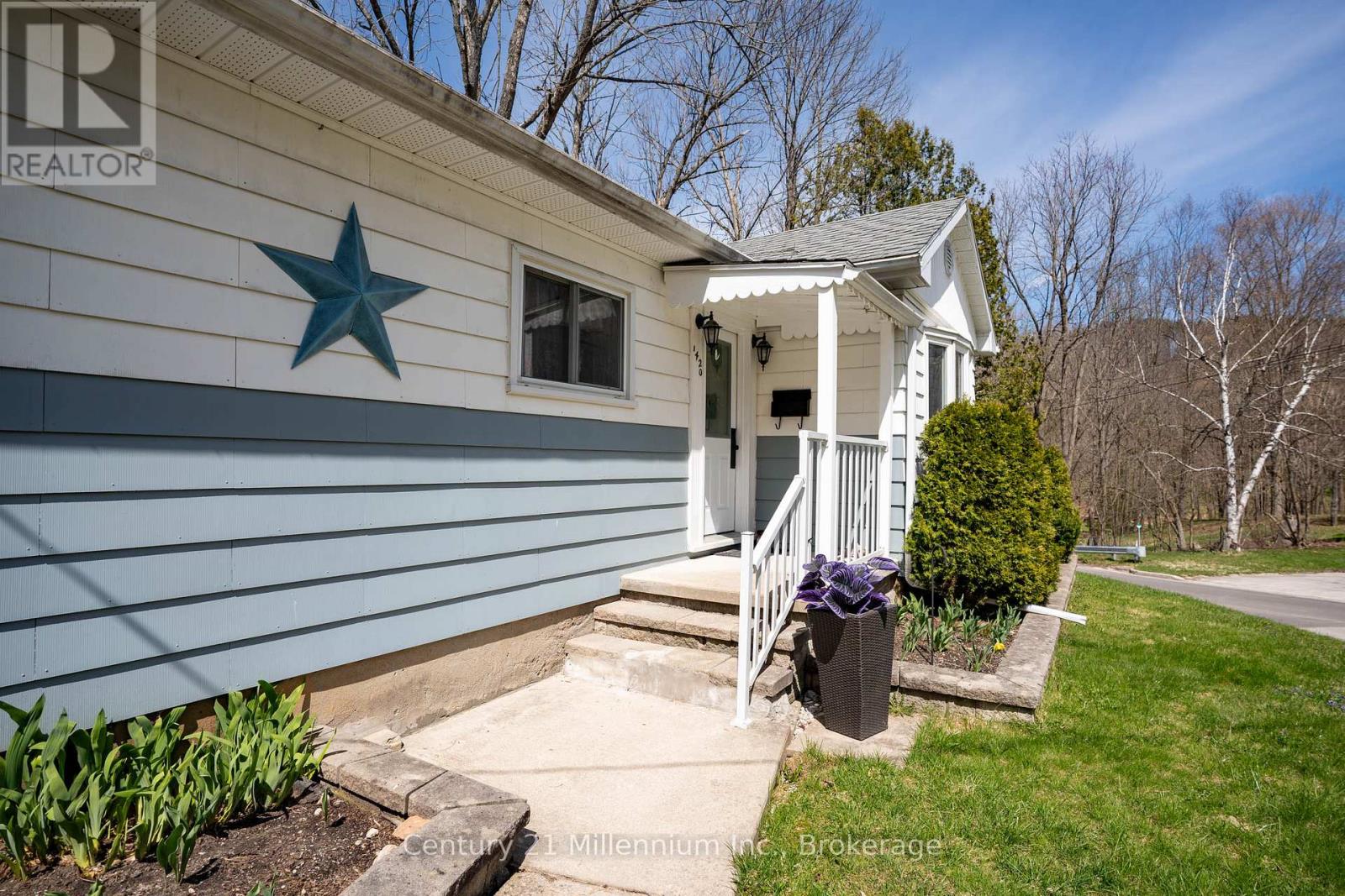 1420 7th Avenue W, Owen Sound, Ontario  N4K 5K8 - Photo 3 - X12950326