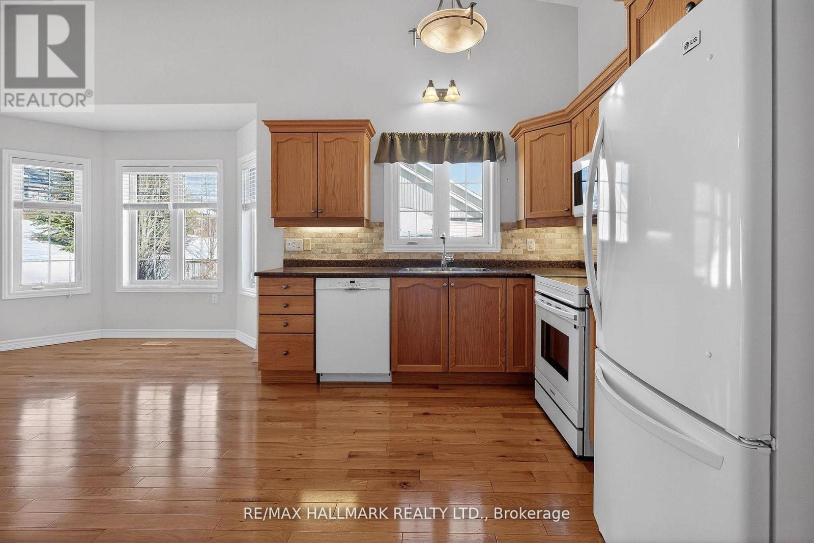 105 - 86 Village Crescent, Peterborough, Ontario  K9J 8S7 - Photo 10 - X13055630