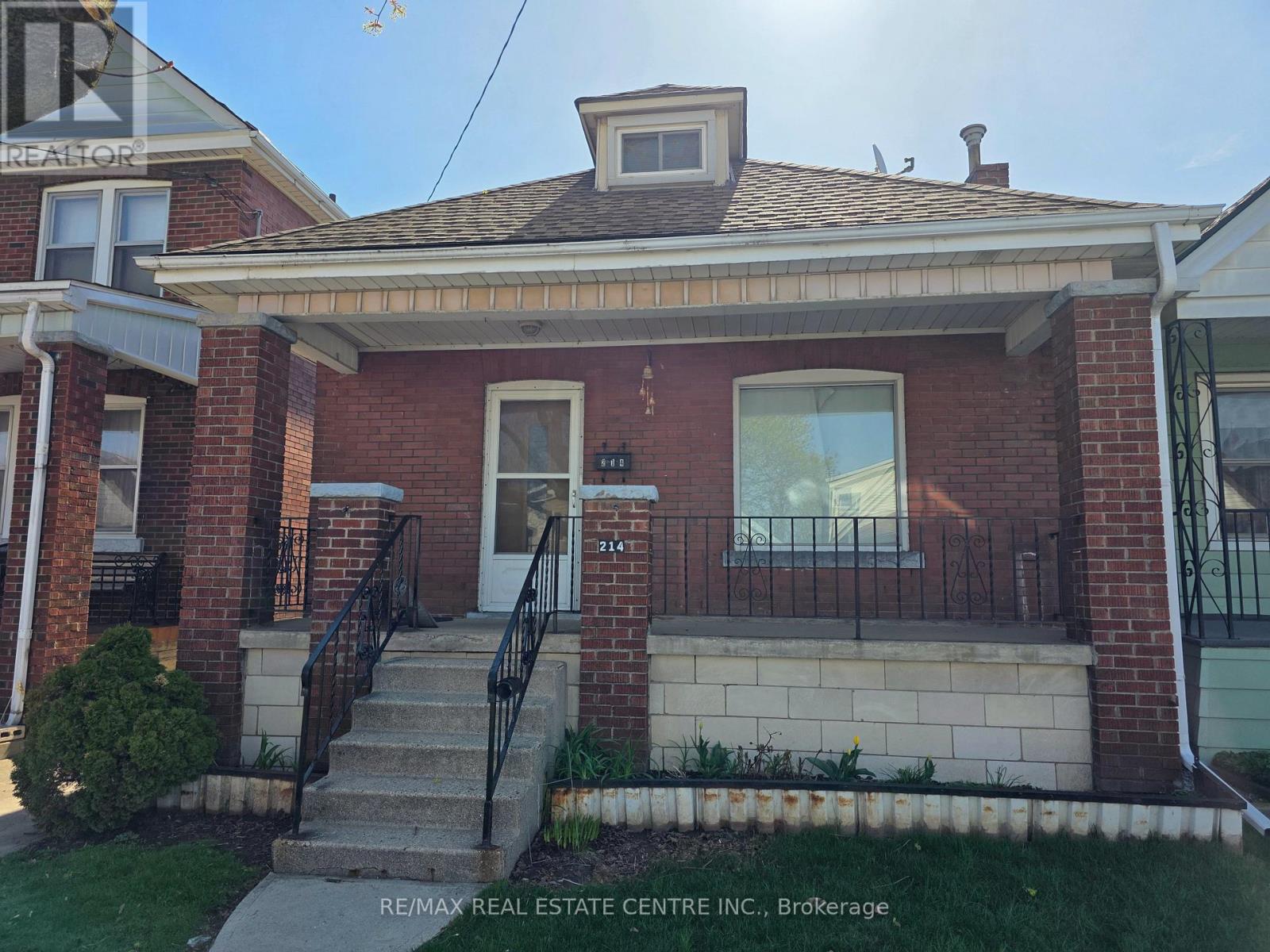214 FAIRFIELD AVENUE, Hamilton, Ontario