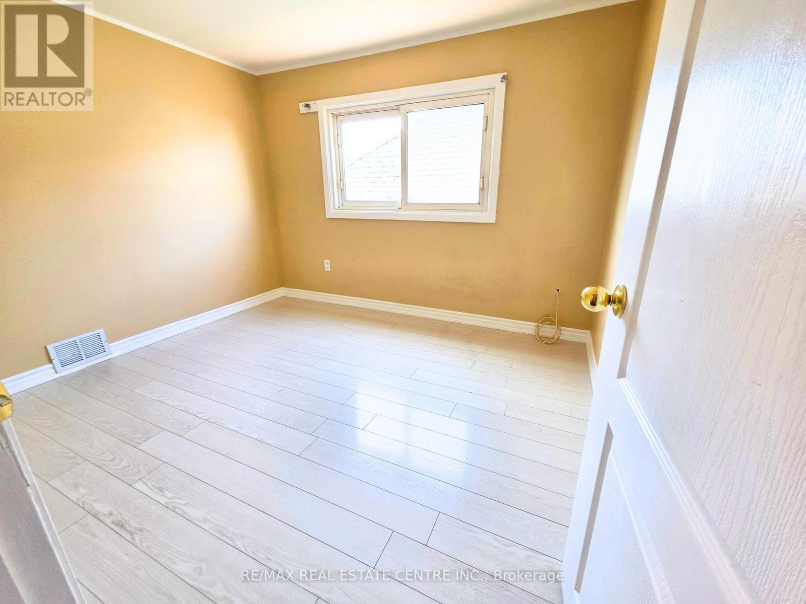 214 Fairfield Avenue, Hamilton, Ontario  L8H 5H6 - Photo 14 - X13055638