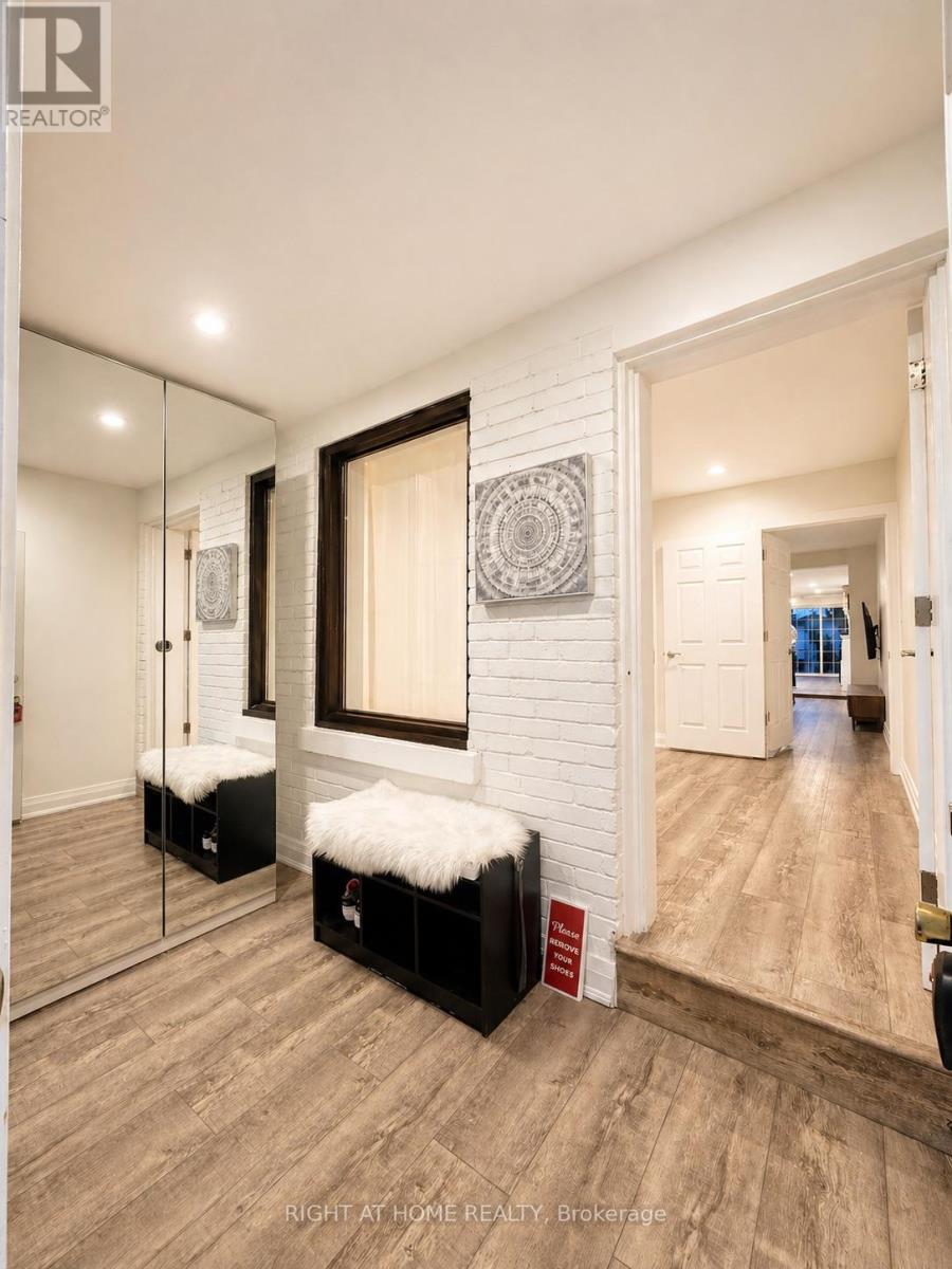 228 Linsmore Crescent, Toronto, Ontario  M4J 4L7 - Photo 20 - E13053892