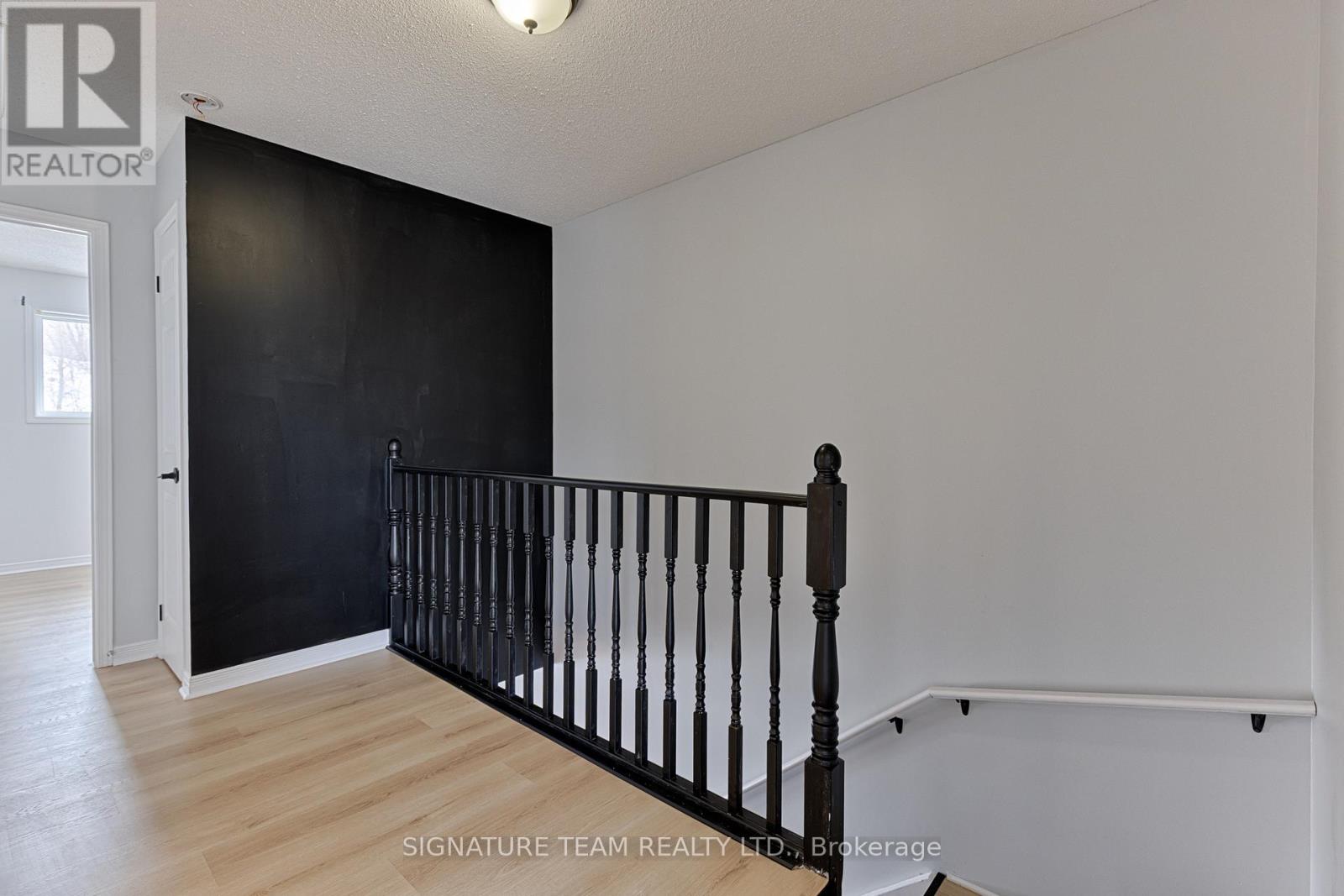 20 Northbrook Road, Petawawa, Ontario  K8H 3N4 - Photo 14 - X12952288