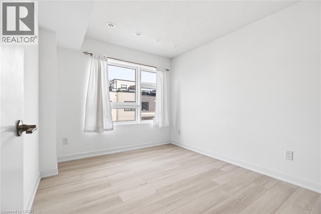 1121 Cooke Boulevard Unit# 32, Burlington, Ontario  L7T 0C3 - Photo 30 - 40825177