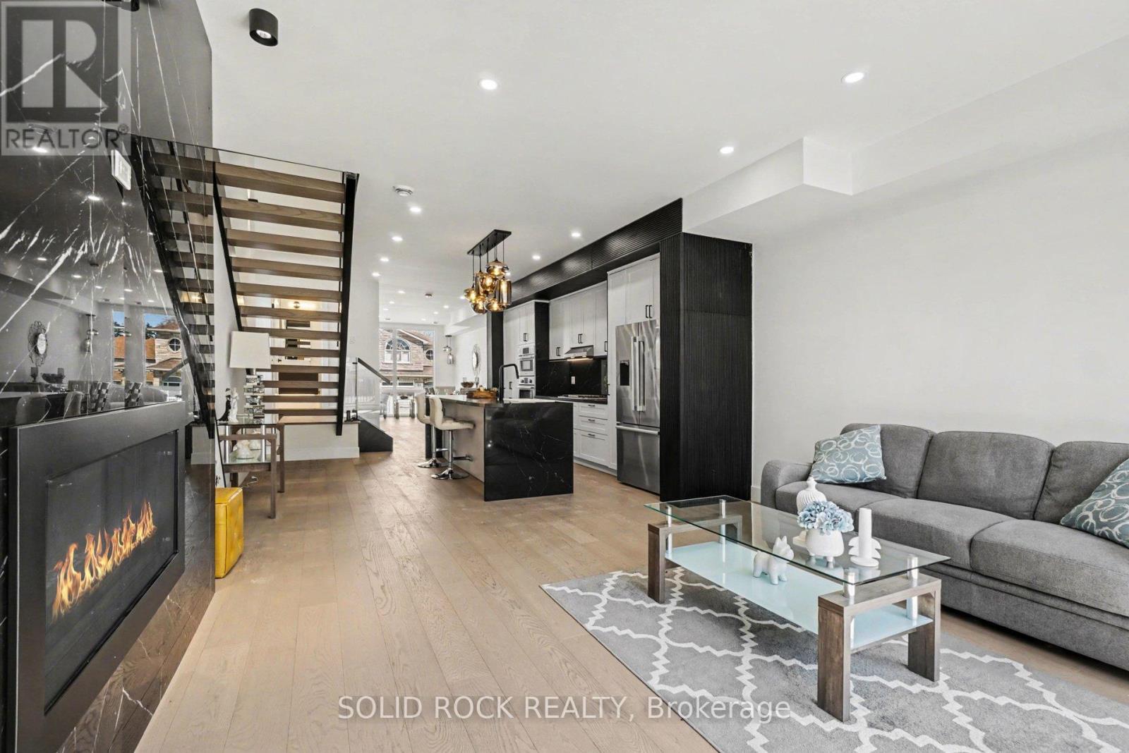 826 Alpine Avenue, Ottawa, Ontario  K2B 5R6 - Photo 12 - X13055698