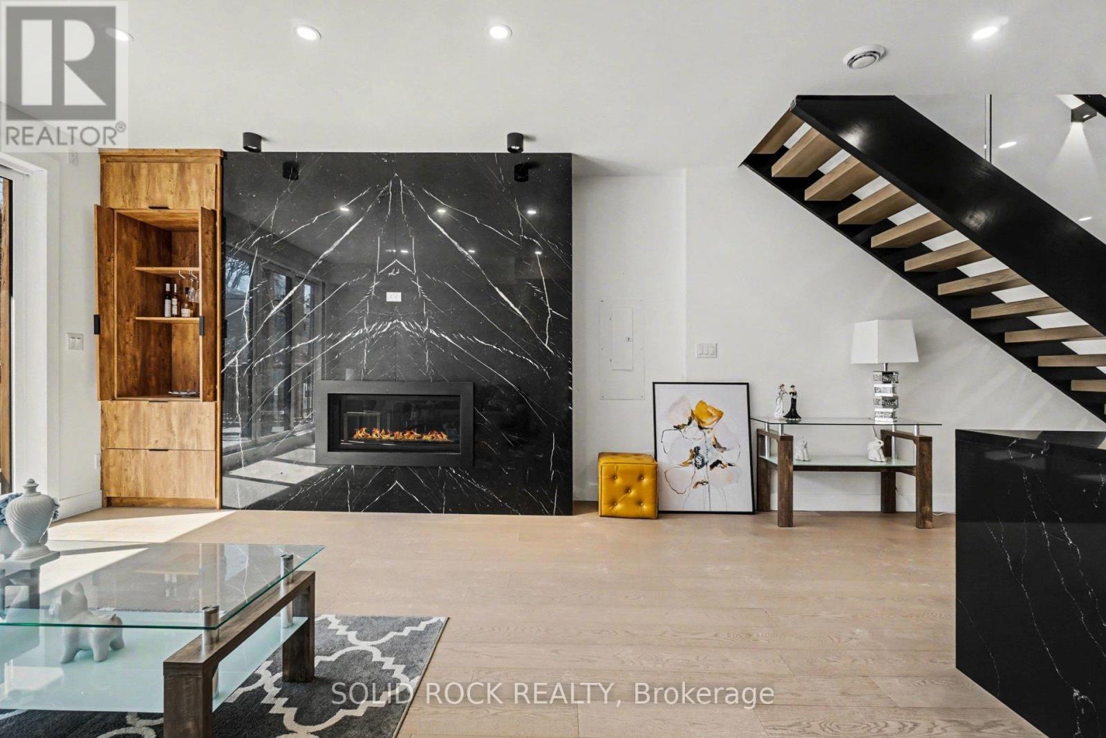 826 Alpine Avenue, Ottawa, Ontario  K2B 5R6 - Photo 13 - X13055698