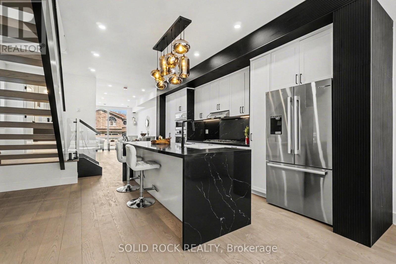 826 Alpine Avenue, Ottawa, Ontario  K2B 5R6 - Photo 7 - X13055698