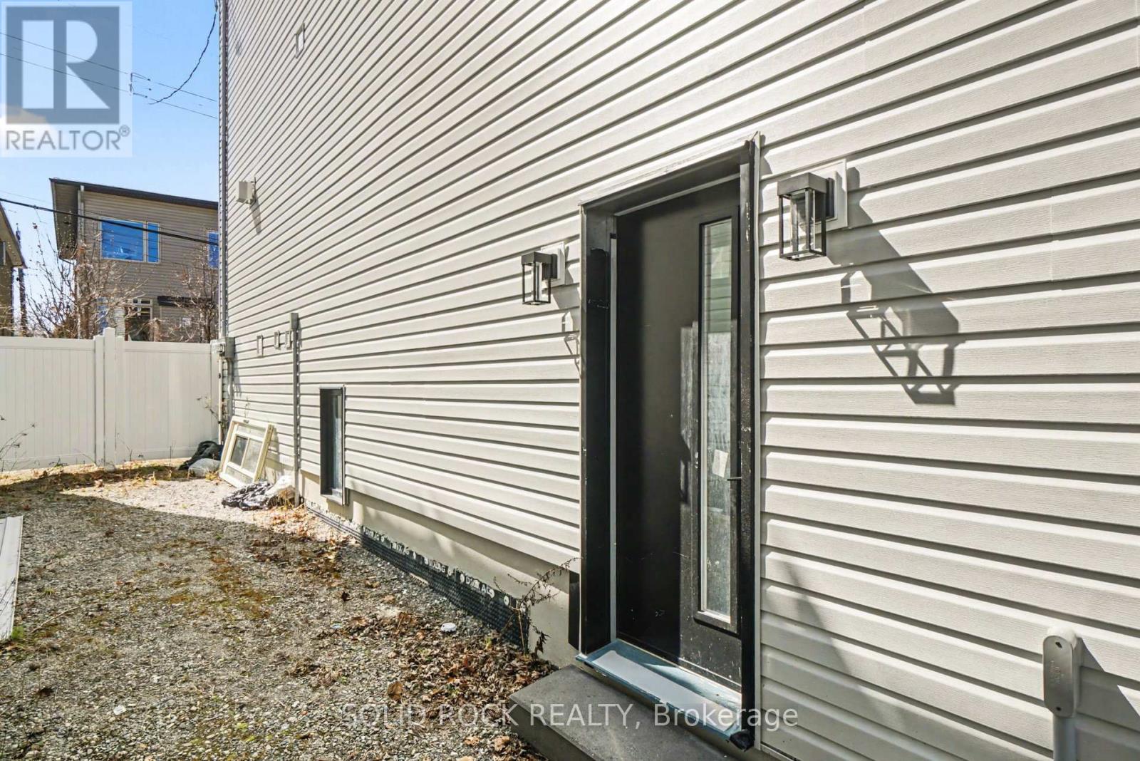 828 Alpine Avenue, Ottawa, Ontario  K2B 5R6 - Photo 26 - X13055710
