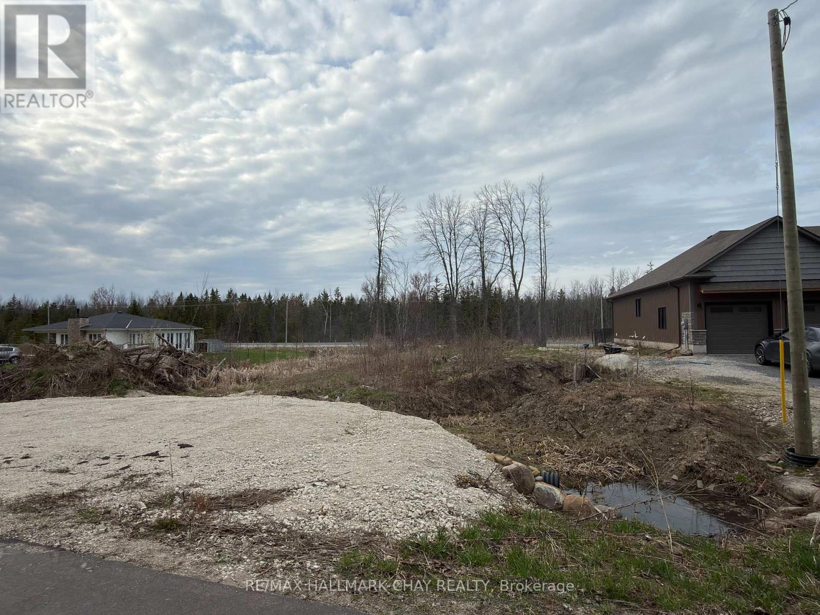 137 Old Highway 26, Meaford, Ontario  N4L 1W7 - Photo 5 - X12859090