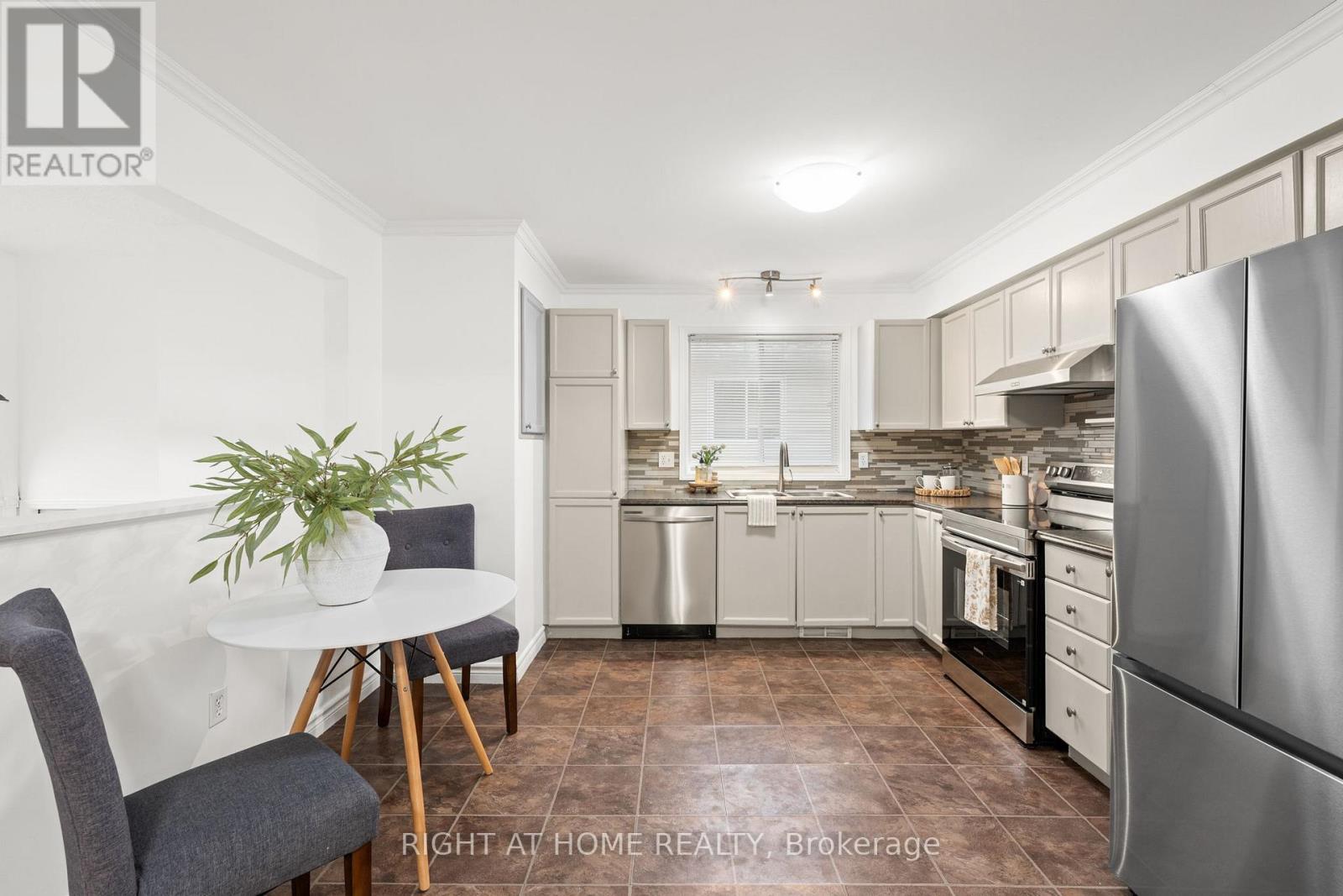 35 Montana Way, Ottawa, Ontario  K2J 4M2 - Photo 13 - X13001410