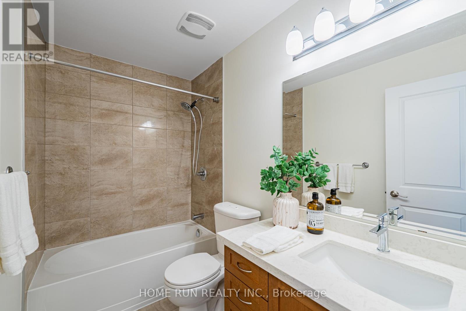 Unknown Address, ,    - Photo 41 - X13055136