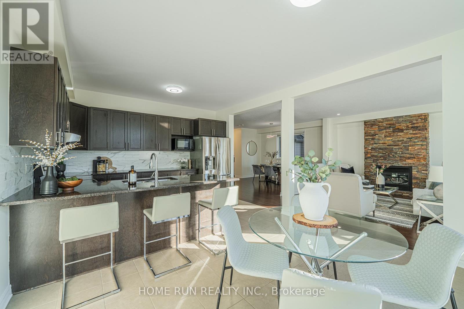 Unknown Address, ,    - Photo 22 - X13055136