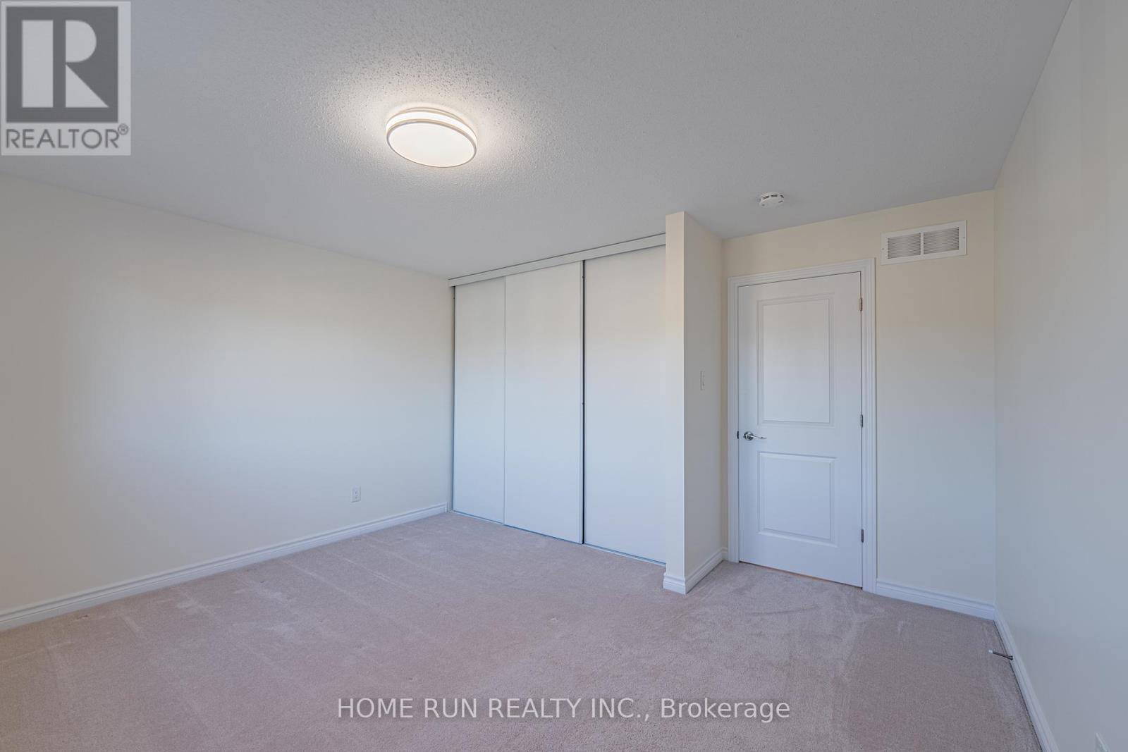 Unknown Address, ,    - Photo 44 - X13055136