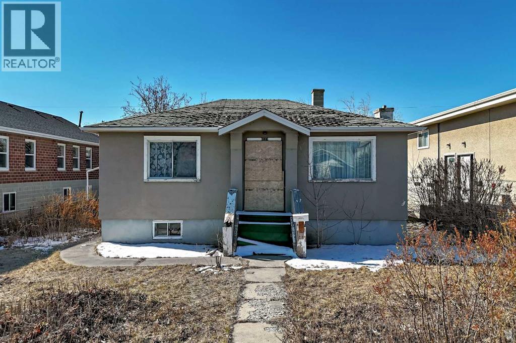 2117 5 Avenue NW, Calgary, Alberta