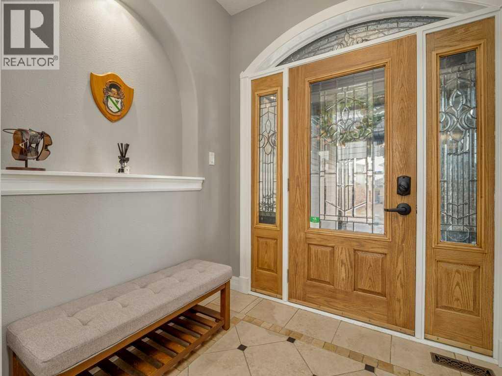 530 Canyon Cove W, Lethbridge, Alberta  T1K 2N4 - Photo 3 - A2296857