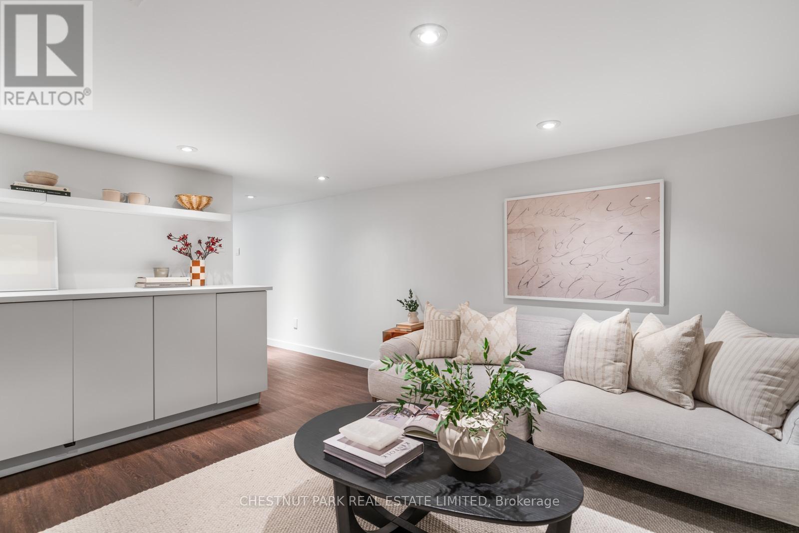 146 Boulton Avenue, Toronto, Ontario  M4M 2J7 - Photo 30 - E13054298