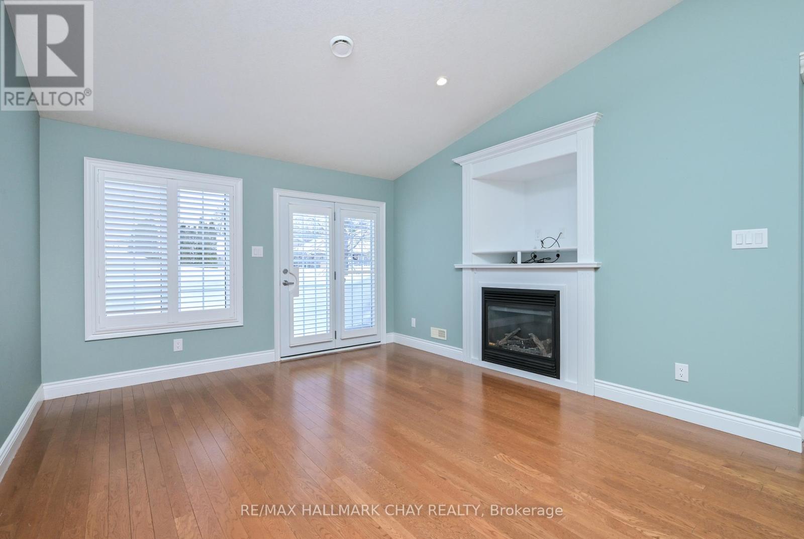 140 Meadow Lane, Wasaga Beach, Ontario  L9Z 0A4 - Photo 12 - S12823958