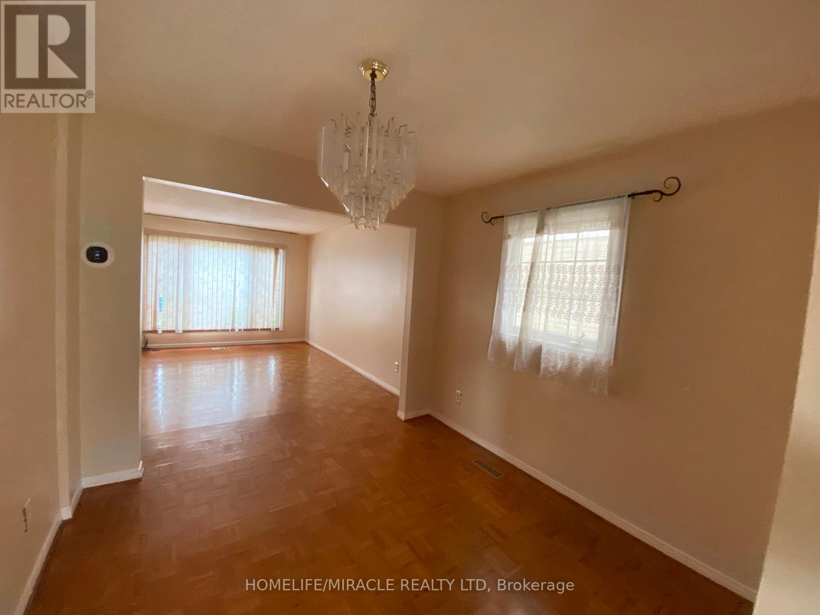 1 KAY DRIVE, Toronto, Ontario