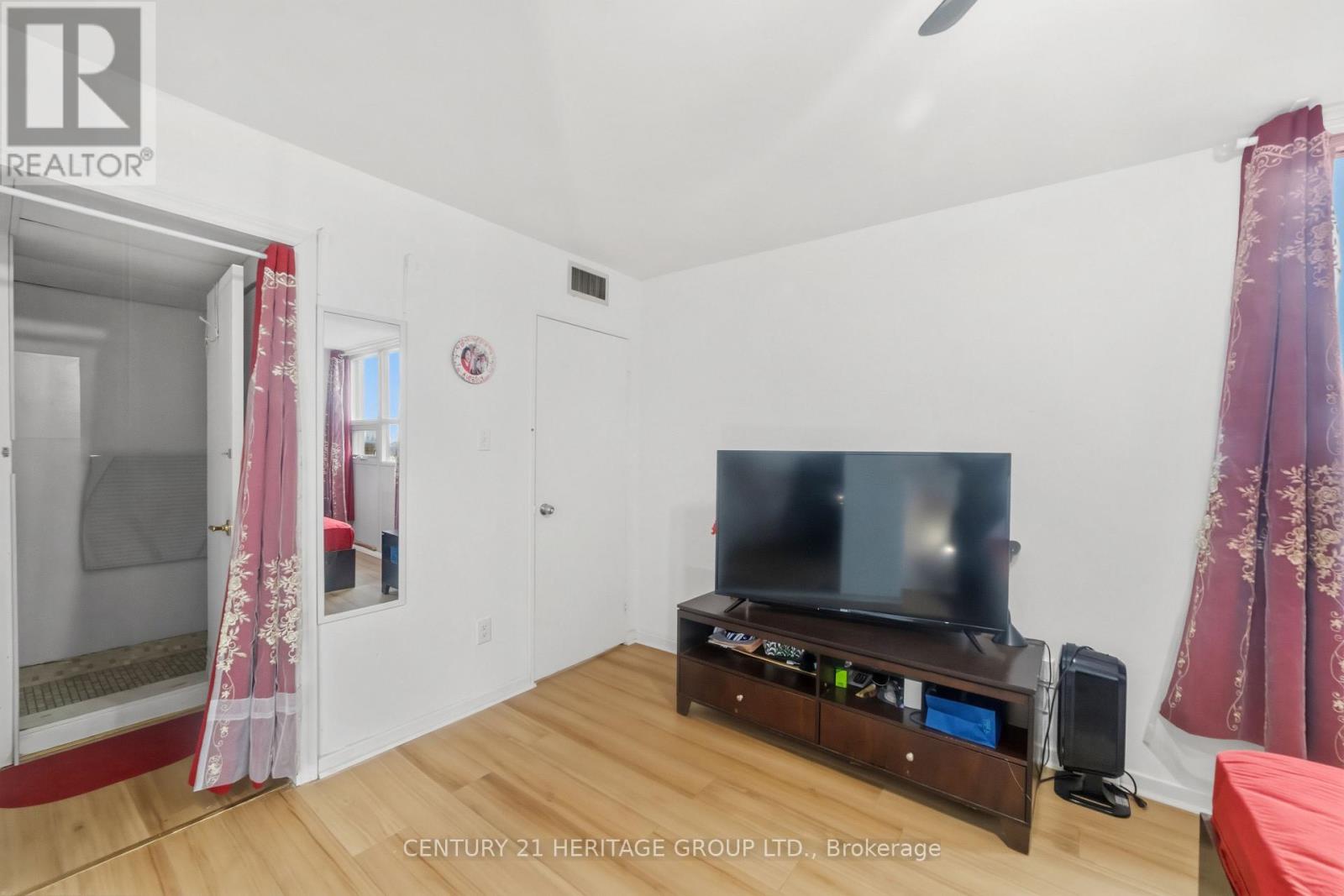 1408 - 2323 Confederation Parkway, Mississauga, Ontario  L5B 1R6 - Photo 20 - W13055714