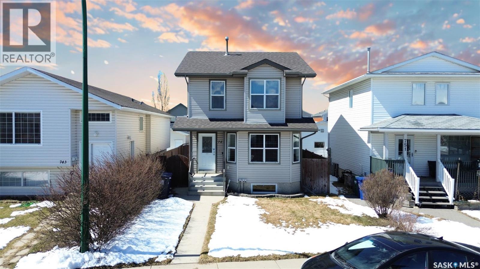 747 Rutherford LANE, Saskatoon, Saskatchewan