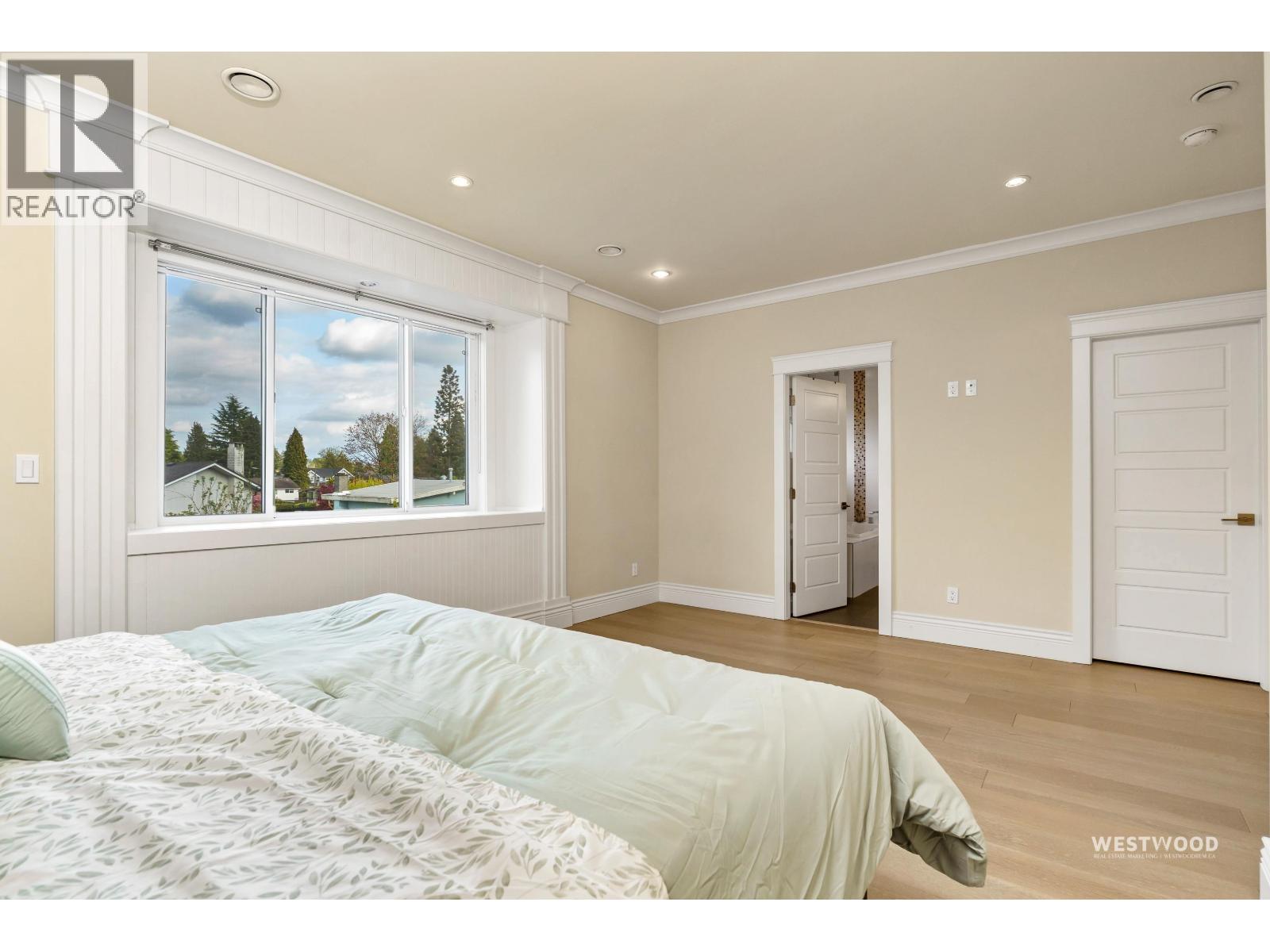 1870 Sperling Avenue, Burnaby, British Columbia  V5B 4K5 - Photo 26 - R3117013