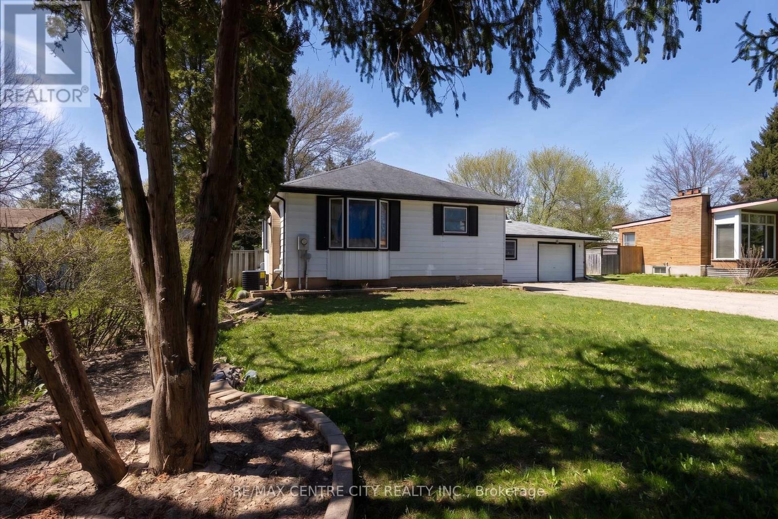 263 Clarke Road, London East, Ontario  N5W 5E7 - Photo 4 - X13054750