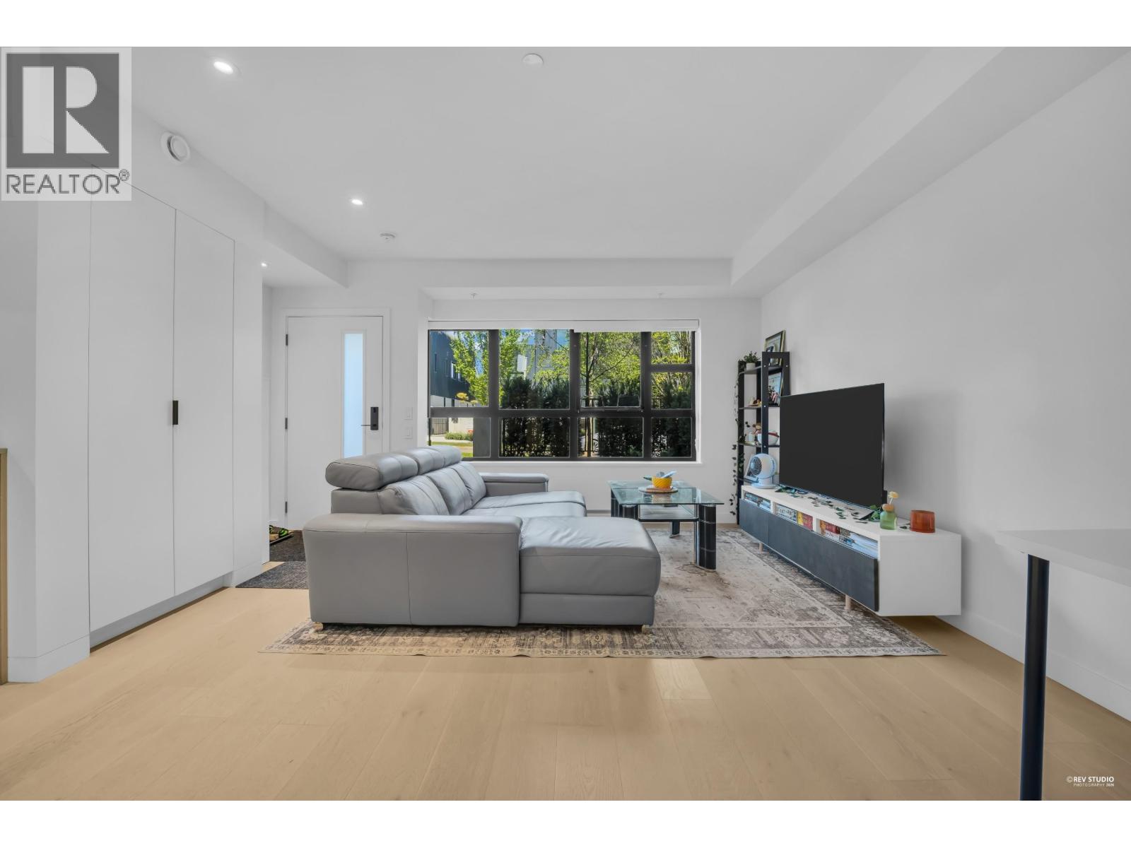 37 530 W 28th Avenue, Vancouver, British Columbia  V5Z 2H1 - Photo 2 - R3117023