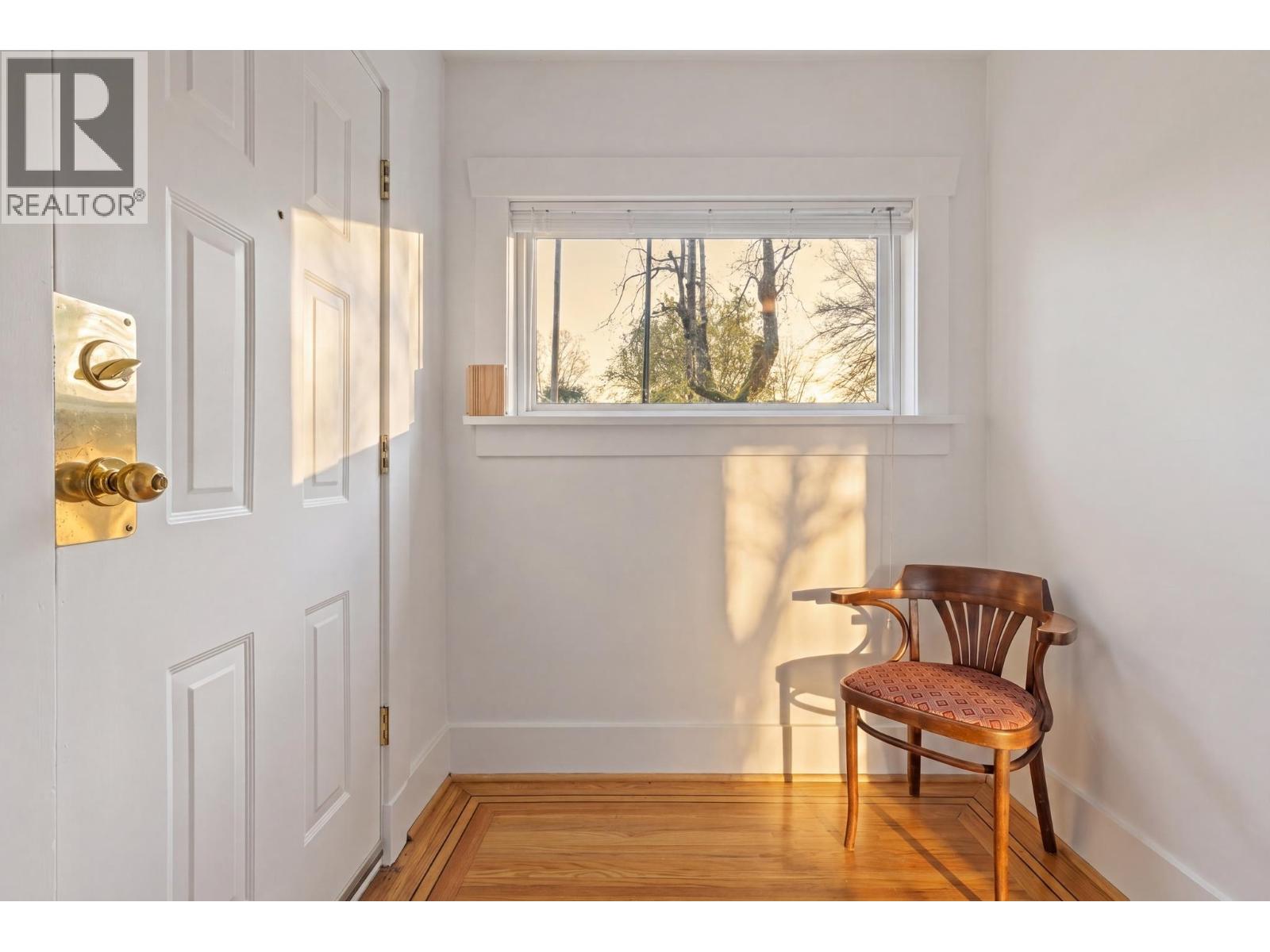 2273 E 2nd Avenue, Vancouver, British Columbia  V5N 1G1 - Photo 2 - R3116478