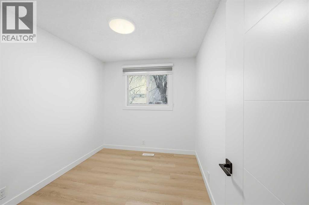 2404 51 Street Ne, Calgary, Alberta  T1Y 1C3 - Photo 21 - A2281937