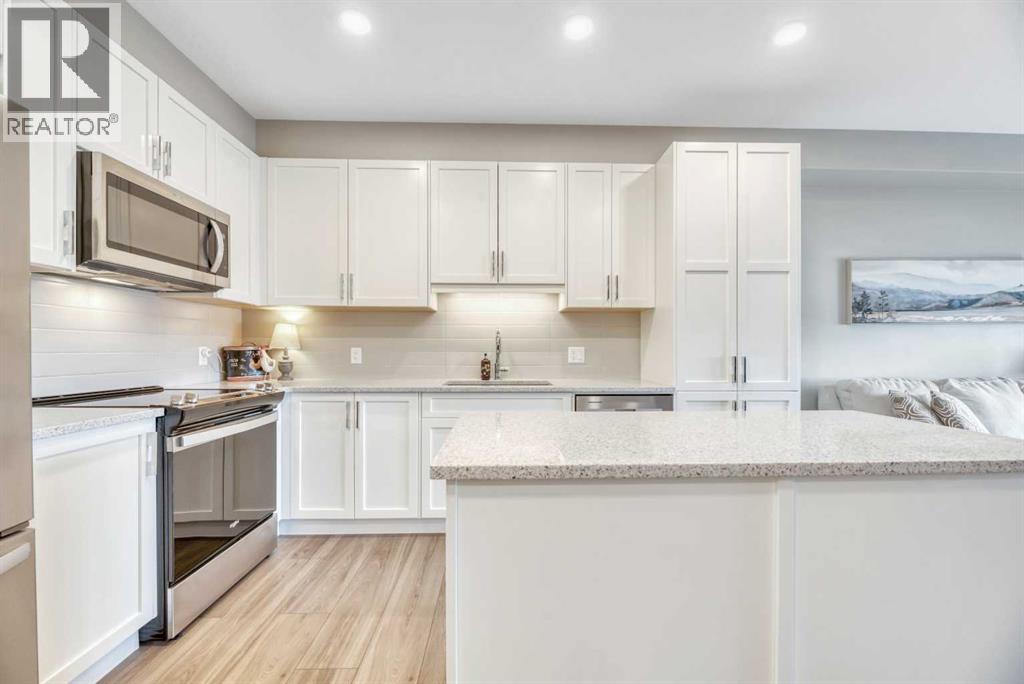 415, 55 Wolf Hollow Crescent SE, Calgary, Alberta  T2X 5K9 - Photo 3 - A2292971