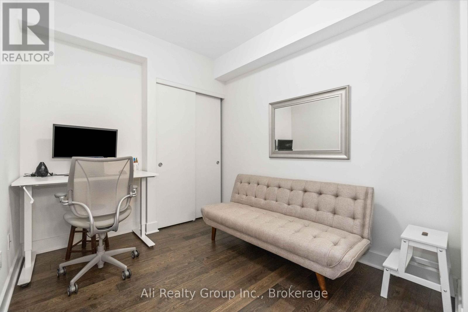 410 - 255 Bay Street, Ottawa, Ontario  K1R 0C5 - Photo 17 - X13055738