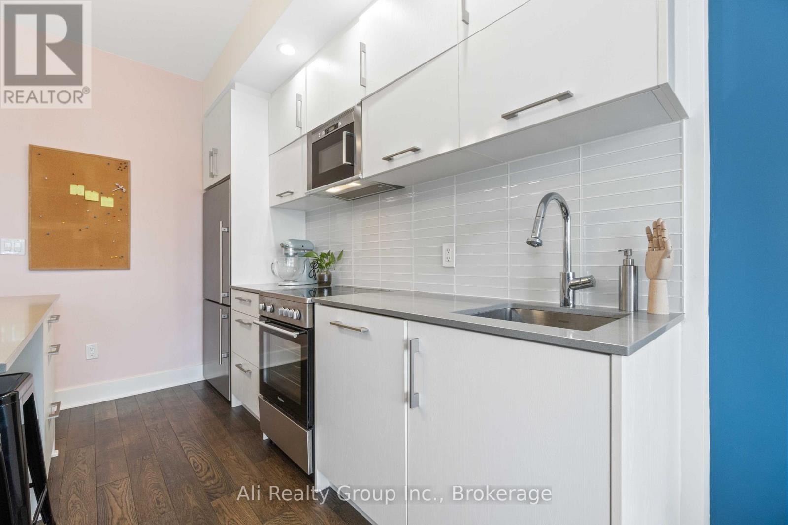 410 - 255 Bay Street, Ottawa, Ontario  K1R 0C5 - Photo 7 - X13055738