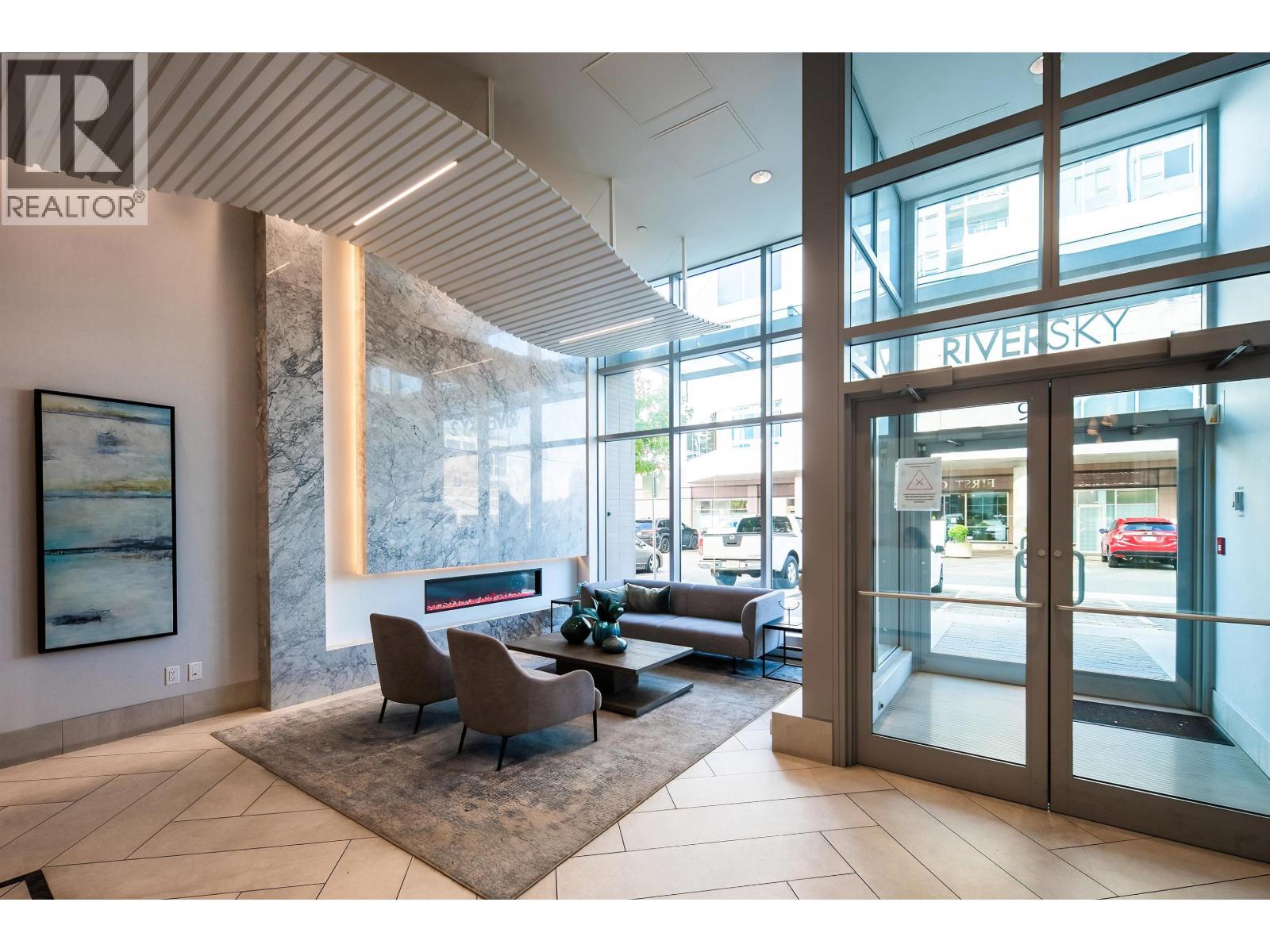 2705 908 Quayside Drive, New Westminster, British Columbia  V3M 0L4 - Photo 4 - R3117156